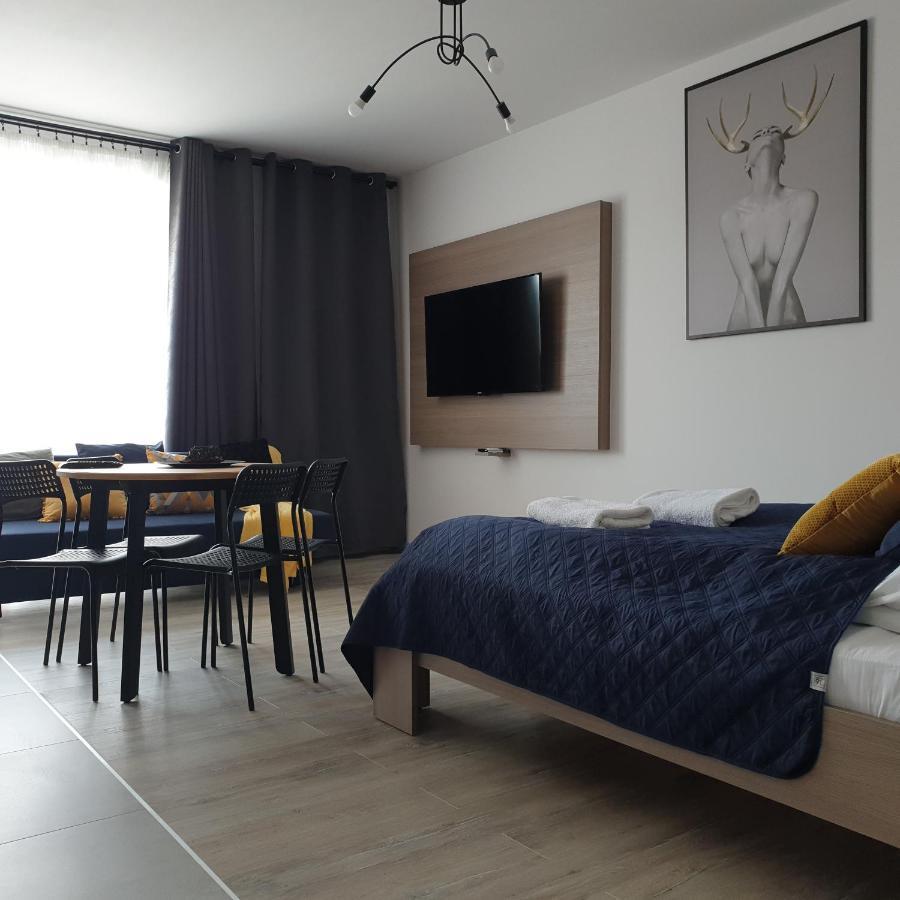 Q Apart Amber - Studio, Manufaktura, Klimatyzacja I Garaz Gratis, Netflix, Fv, Gwarancja Zadowolenia Лодзь Экстерьер фото