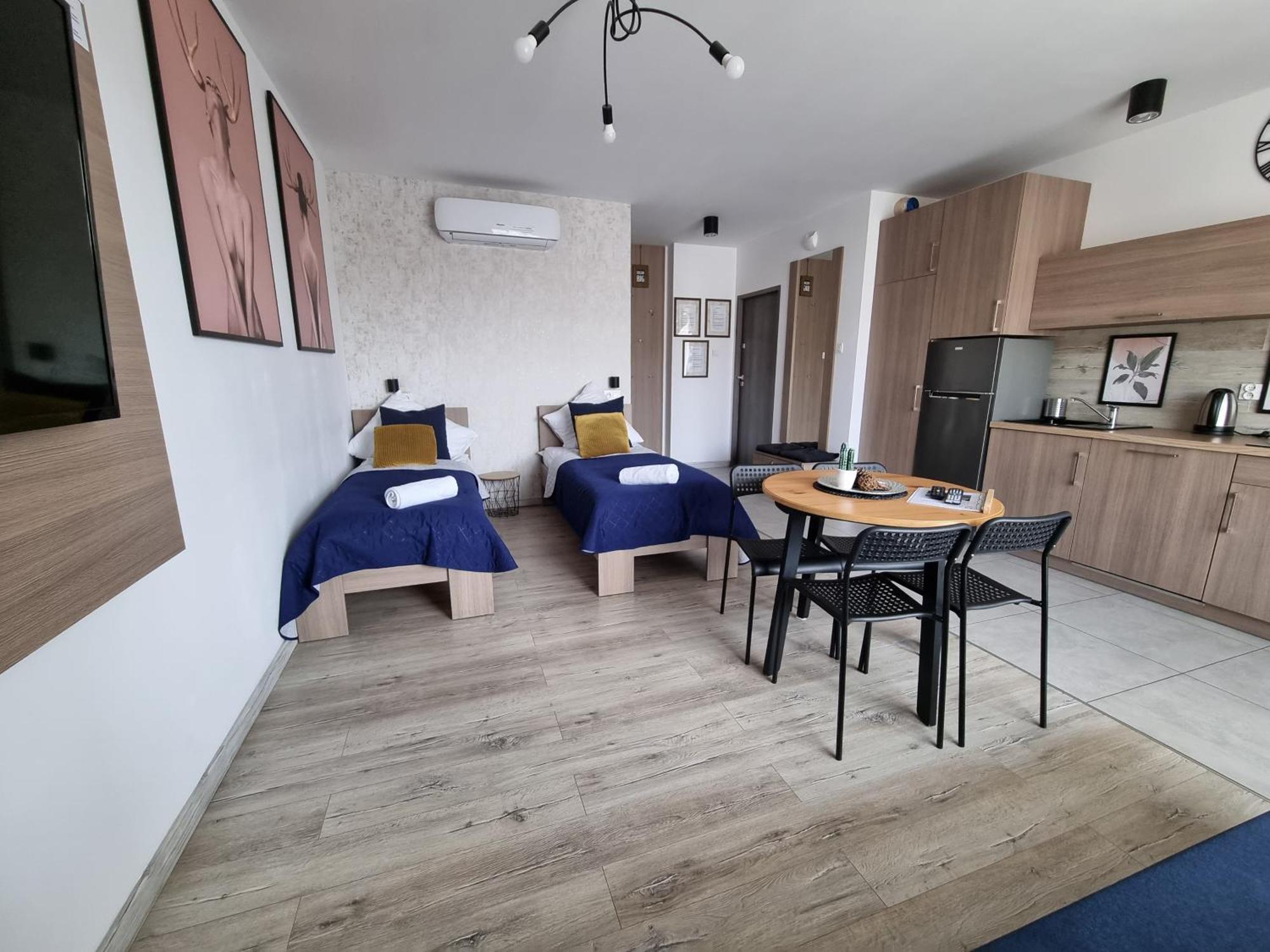 Q Apart Amber - Studio, Manufaktura, Klimatyzacja I Garaz Gratis, Netflix, Fv, Gwarancja Zadowolenia Лодзь Экстерьер фото